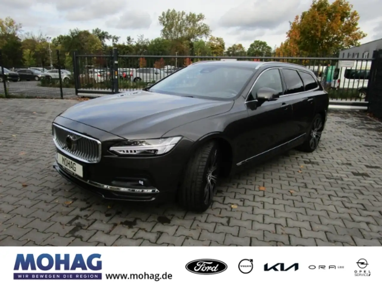 V90Plus Bright B4 *Standheizung*360-Grad-Kamera*