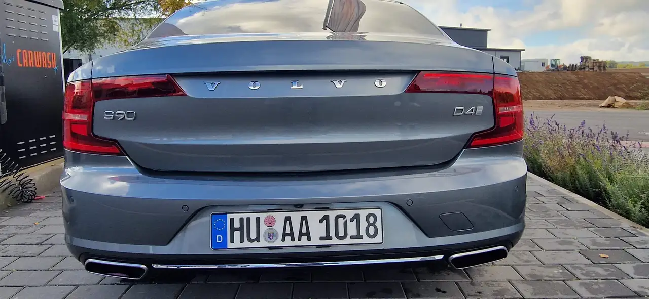 S90D4 Geartronic Inscription