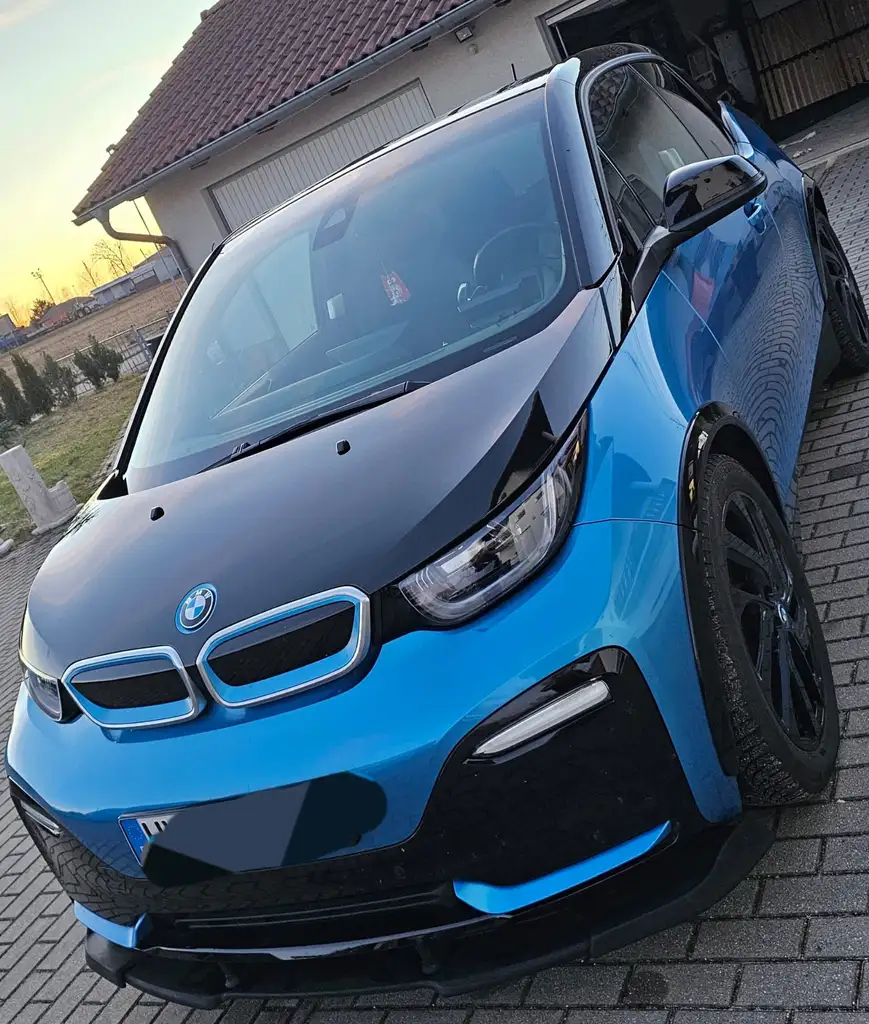 i3i3s (94 Ah) Range Extender