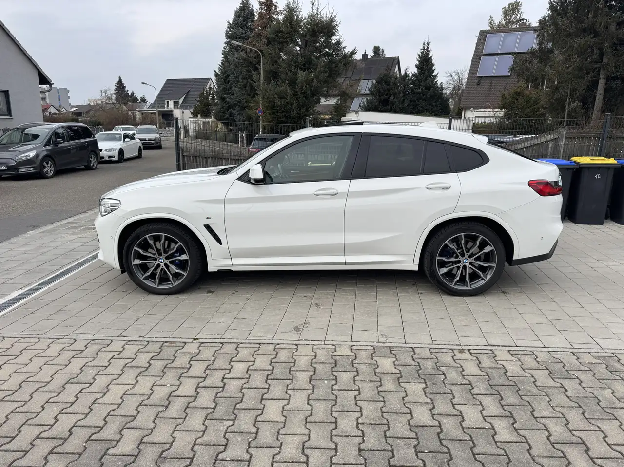 X4xDrive30i Aut M-Paket - Panorama - ACC - Totwinkel