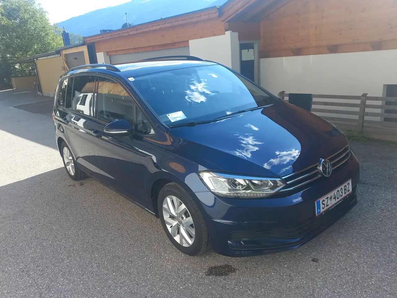 TouranTouran Comfortline 1,6 SCR TDI Comfortline