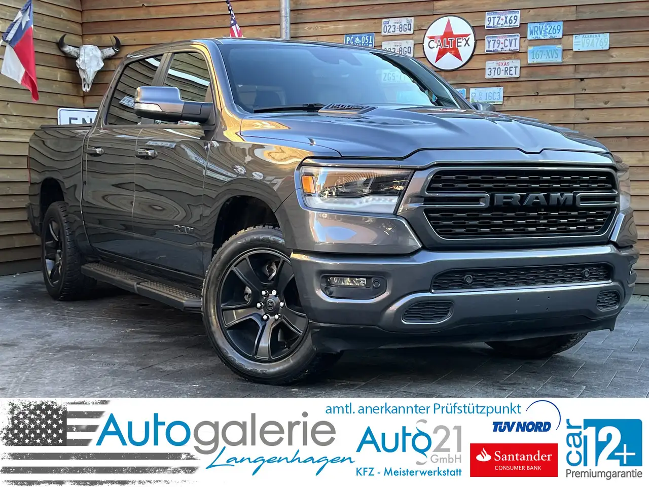 RAM1500 5,7L SPORT 4x4 AHK PANO LPG 12´´ Navi
