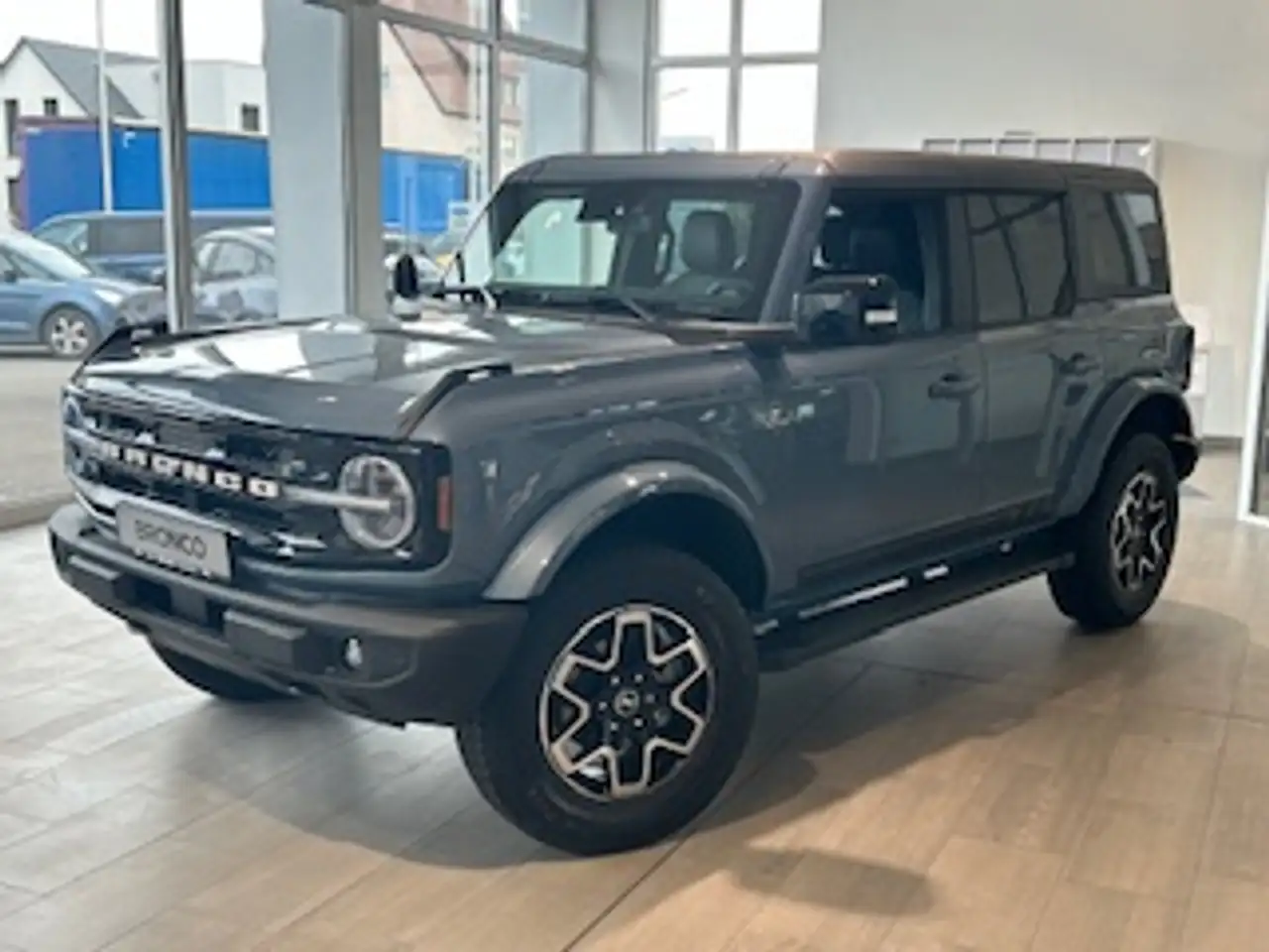 Bronco2.7 EcoBoost V6 Outer Banks