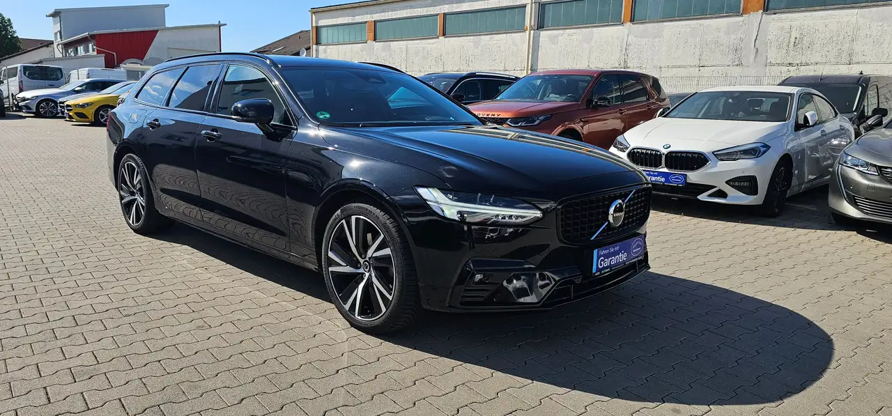 V90Plus Dark Kamera*Navi*Panorama*LED*Leder