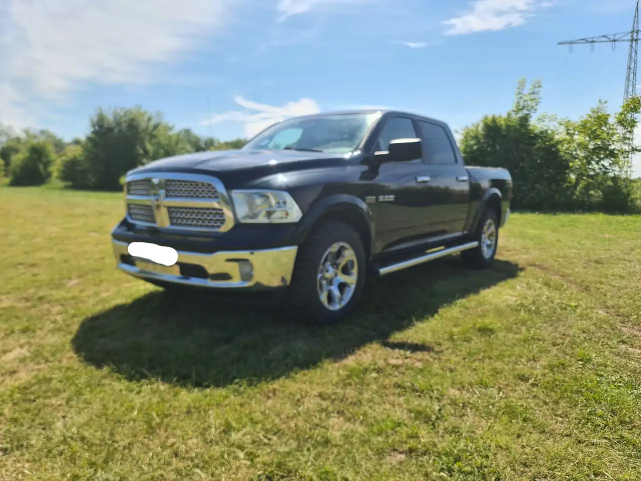 RAM1500 HEMI 5.7 L LARAMIE mit LPG Gasanlage