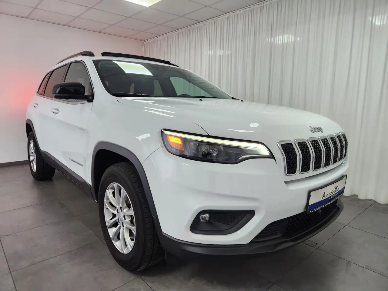 CherokeeLATITUDE LUX 272PS 4x4 Leder Pano Kam.
