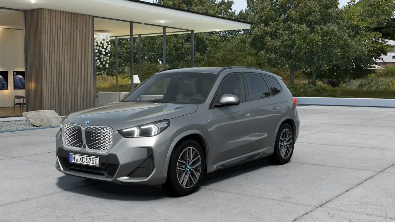 iX1eDrive20 M Paket, BRIEM SOMMERAKTION
