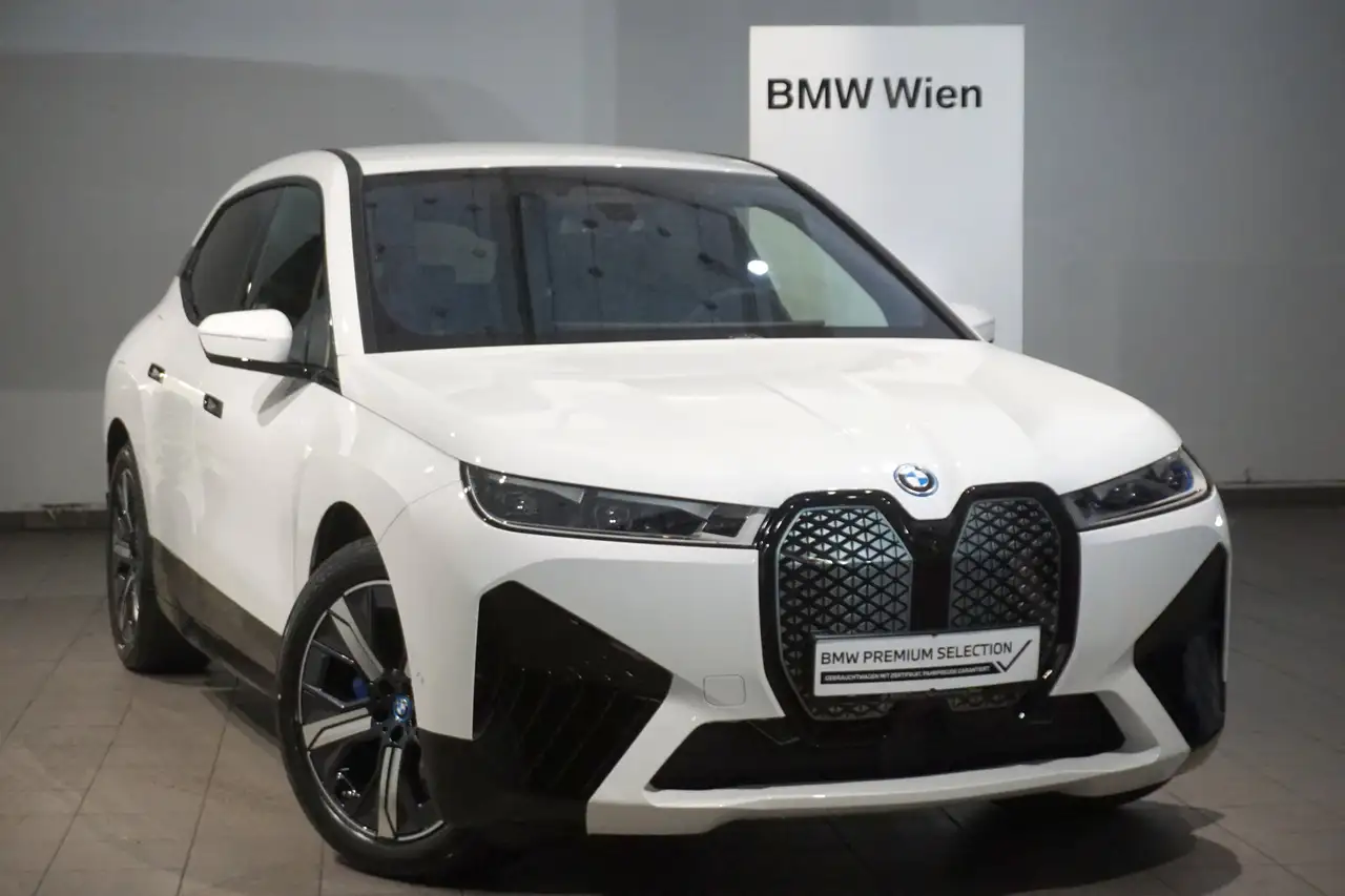 iXiX xDrive40