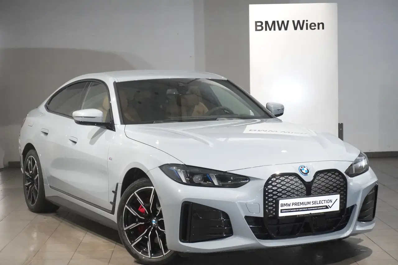 i4i4 Gran Coupe xDrive40