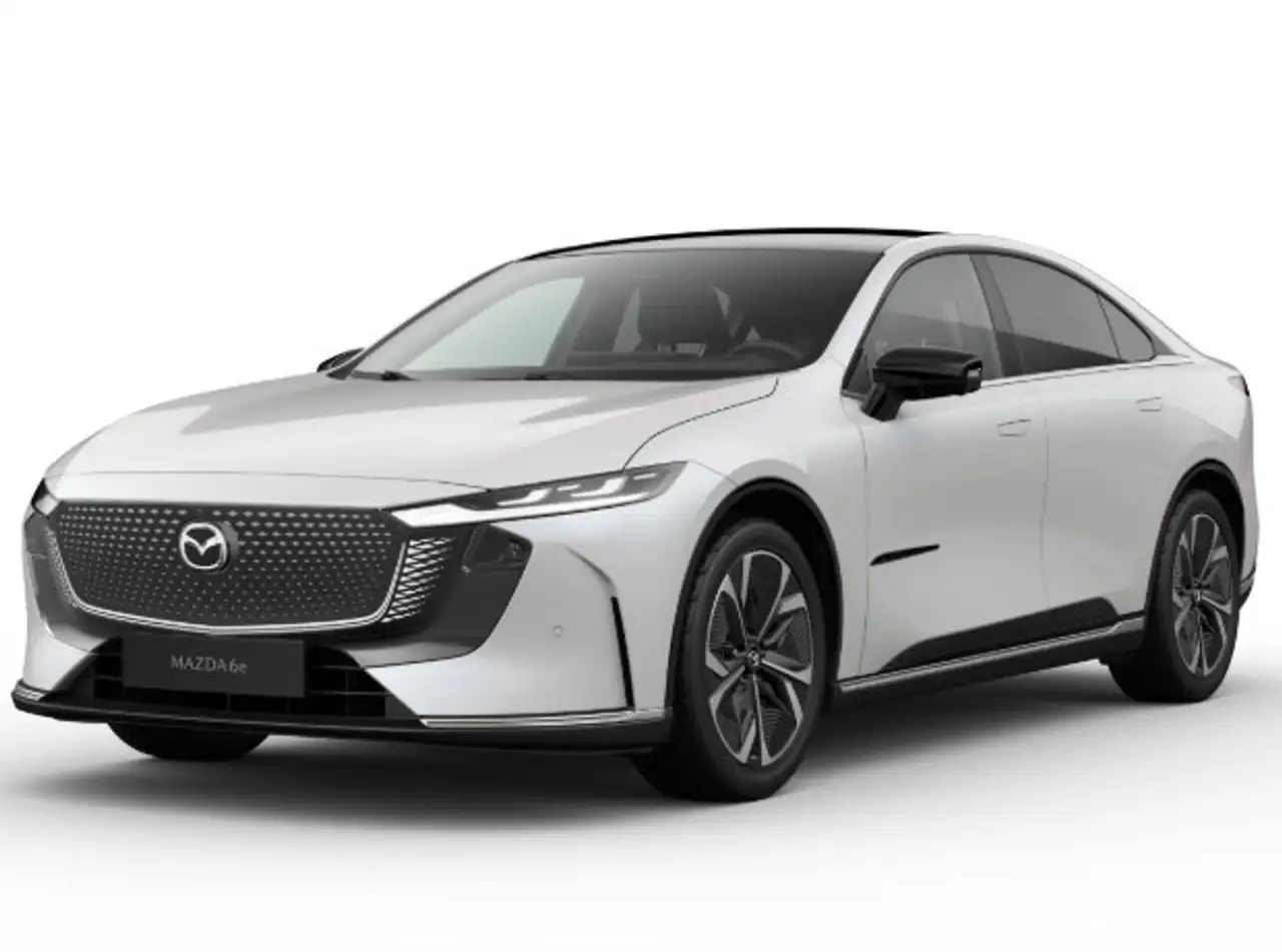 6e  EV 258ps RWD 479km Takumi