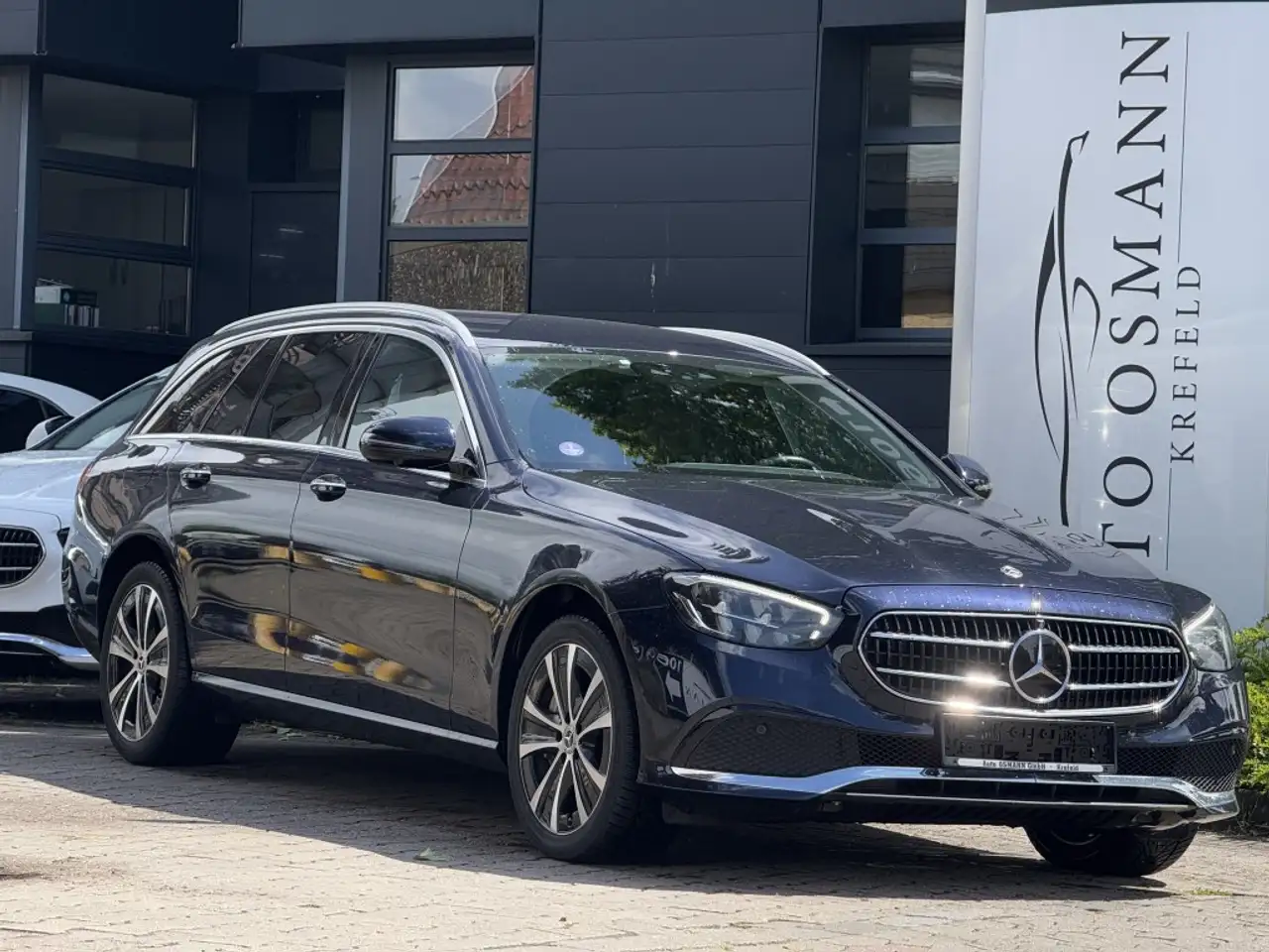 E 300de 4Matic T 9G-TRONIC Avantgarde