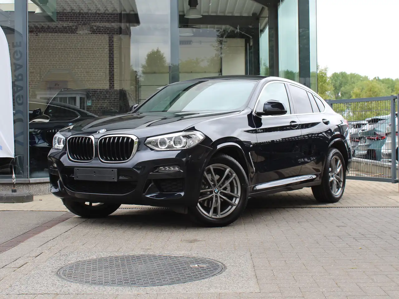 X4xDrive20dA M Sport / CAM / BLINDSPOT / CARPLAY ++