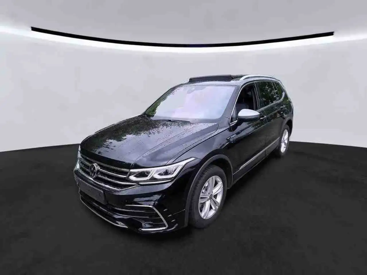 Tiguan AllspaceR-Line 4Motion *20Zoll*PANORAMA*HUD*360*AHK*EasyOp