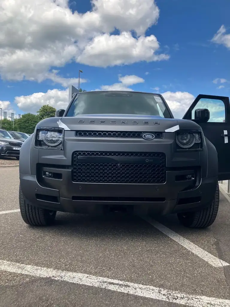 Defender4.4 P635 110 OCTA Edition One