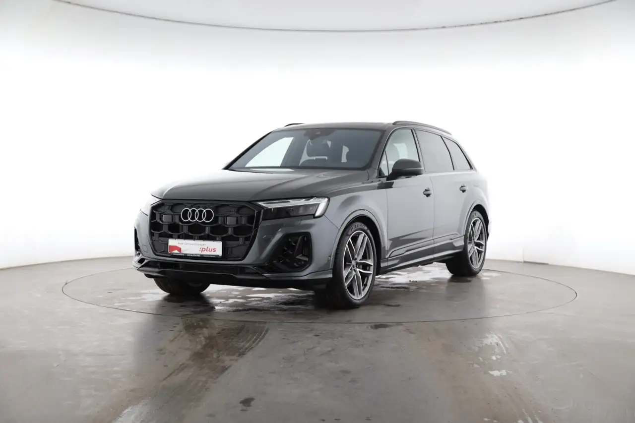 Q755 TFSI e quattro tiptronic S line |PANORAMA