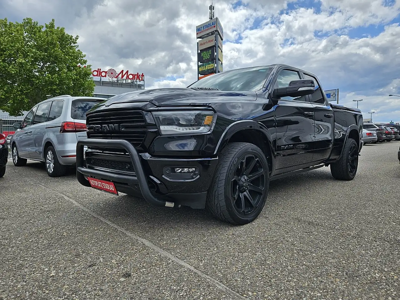 RAMRam 1500 Laramie Crew Cab
