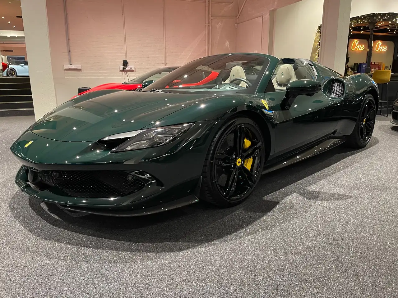 296GTS 3.0 V6 PHEV DCT