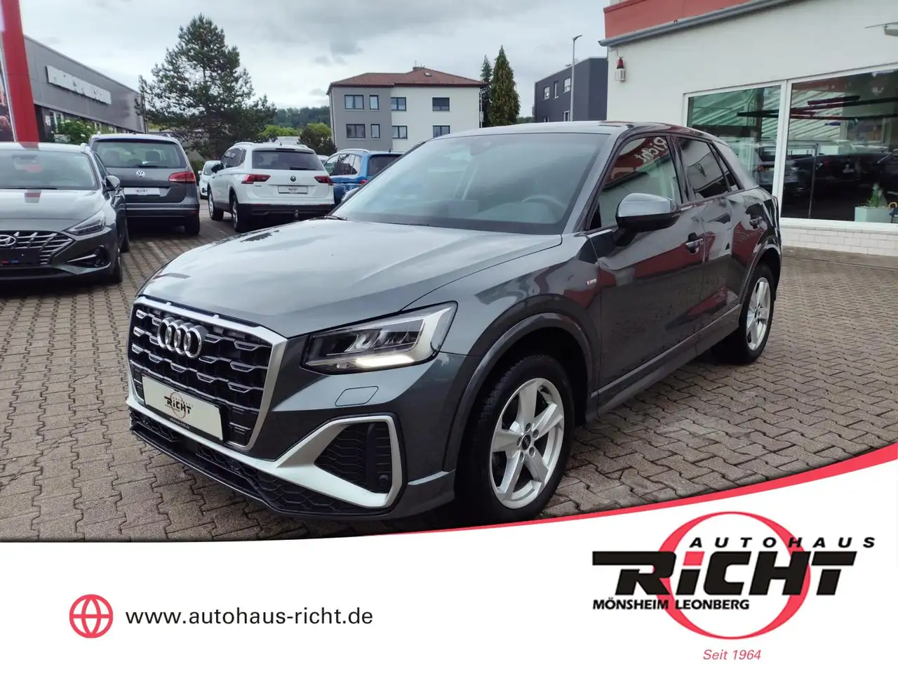 Q235TFSI S-Line Navi LED SHZ PDC