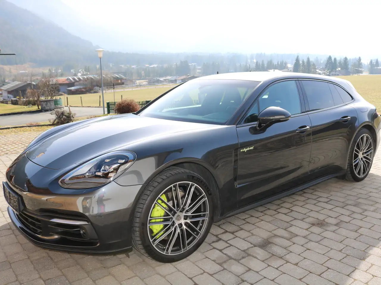 Panamera4 E-Hybrid