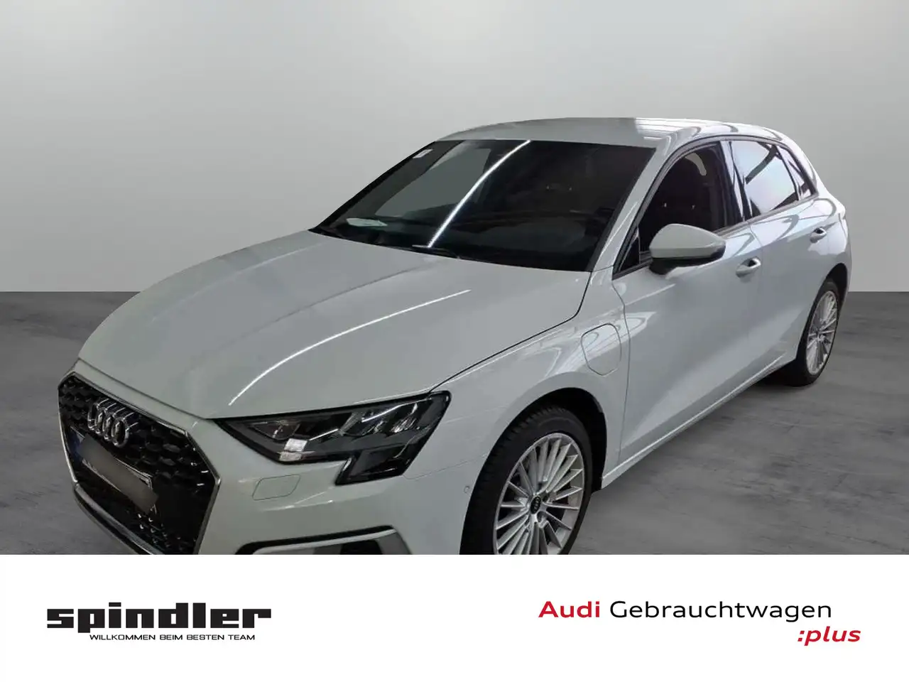 A3advanced 40 TFSIe S-tronic / Navi+