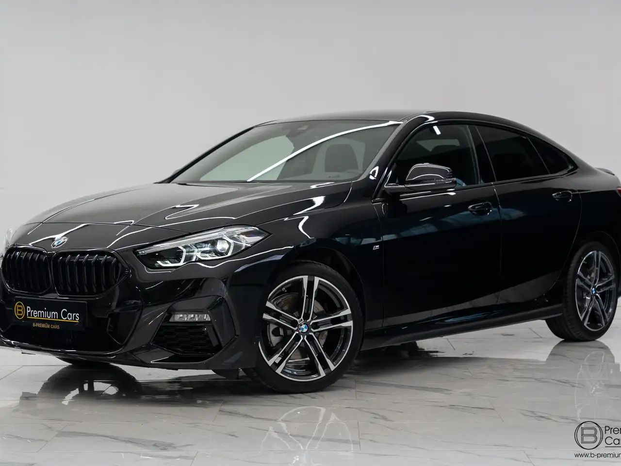 218i Gran Coupe aut. M-sport! Navi, Camera, Shadow!