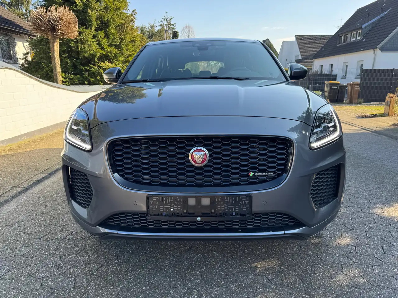 E-PaceR-Dynamic SE AWD PANORAMA LEDER LED BLACK PACK