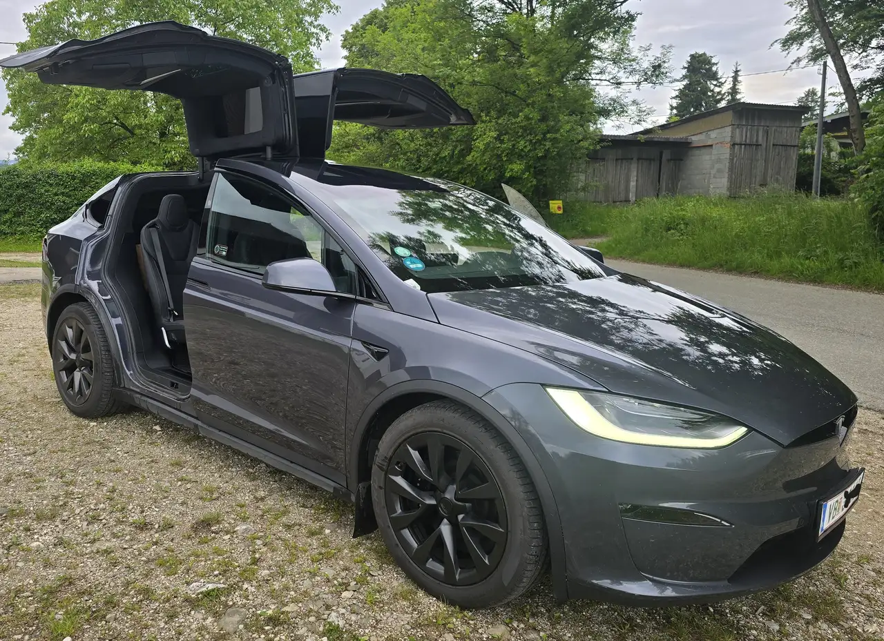 Model XModel X 100kWh Plaid AWD Plaid