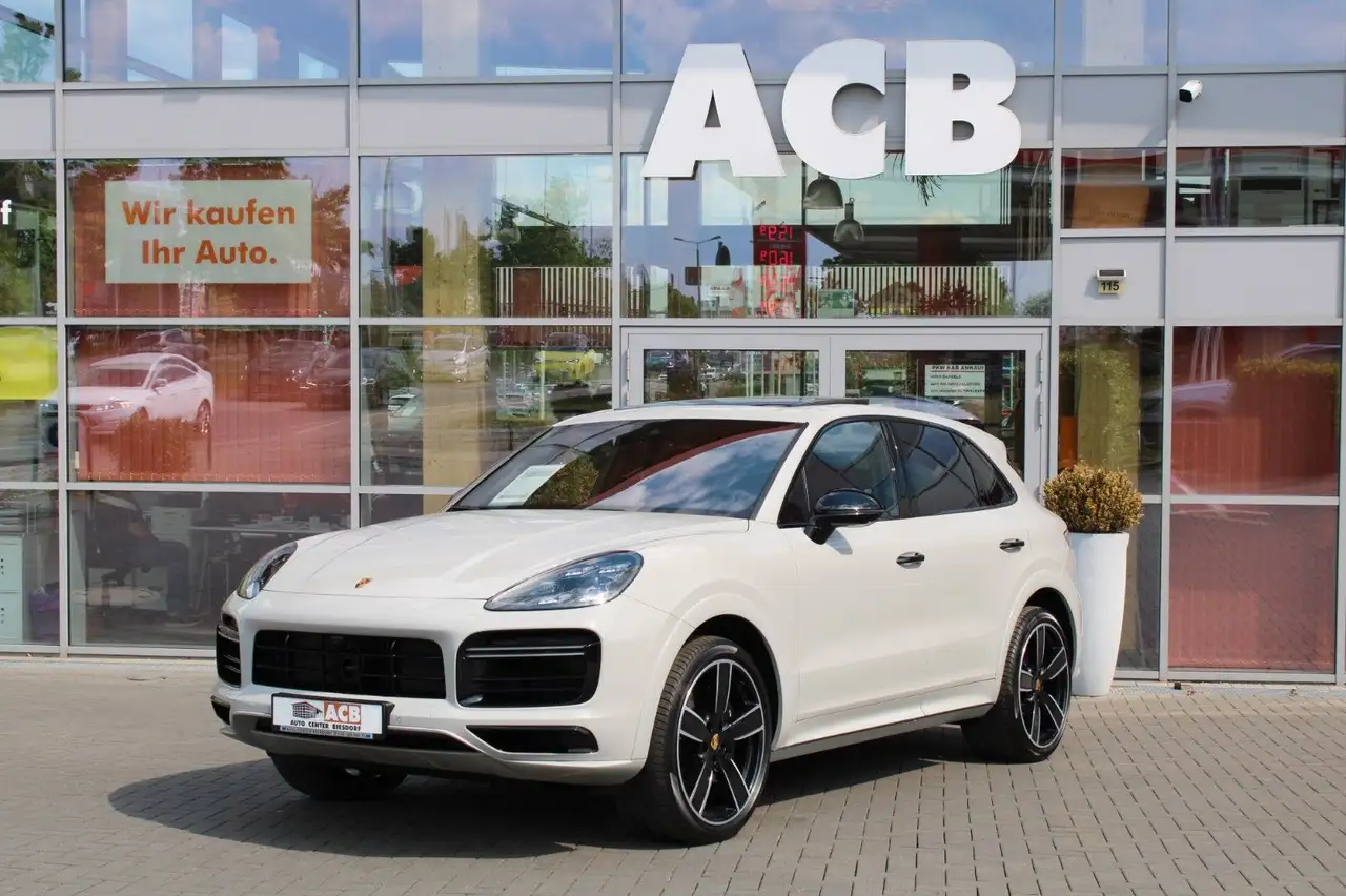 CayenneTurbo Sport Design Kreide Approved 201T€