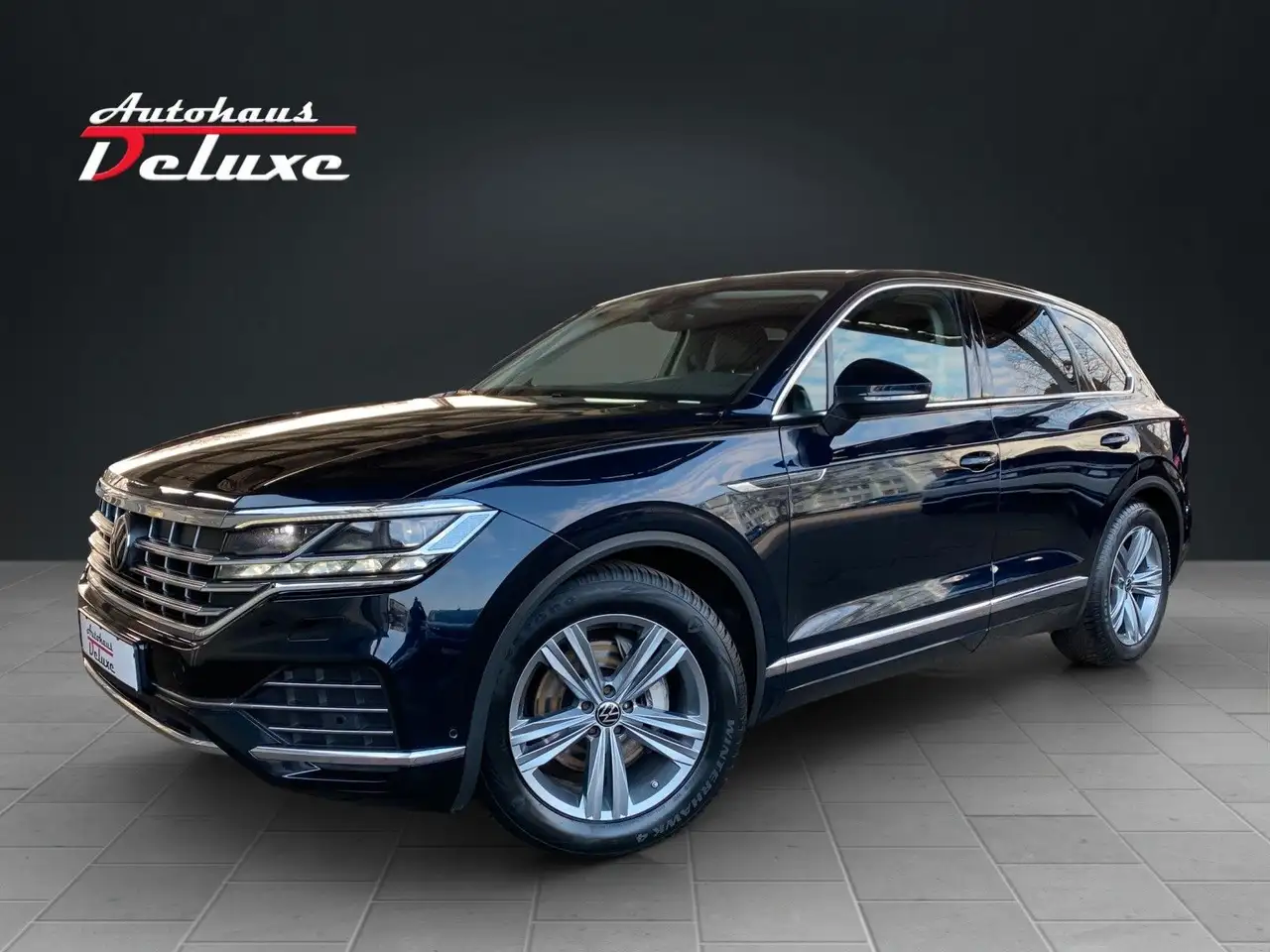 Touareg3,0 TDI 4M ELEGANCE NAVI-KAMERA-LED-ACC