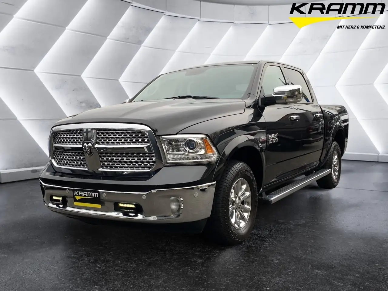 RAM1500 Crew Cab Laramie PRINS/LPG AHK