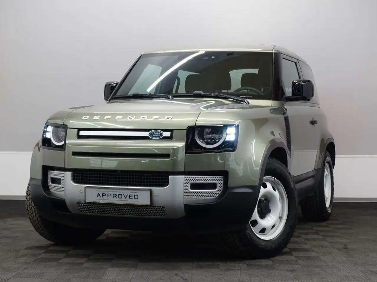 Defender90 D200 Auto AWD