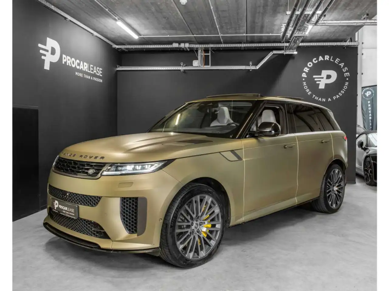 Range Rover SportSV EDITION ONE CARBON BRONZE / V8 4.4/ 23*/ PANO/