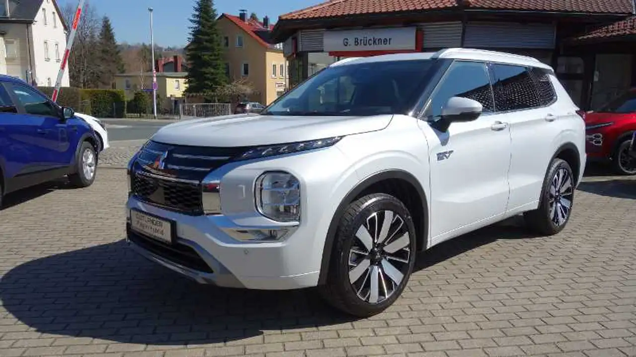 Outlander2.4L PHEV Intro Edition