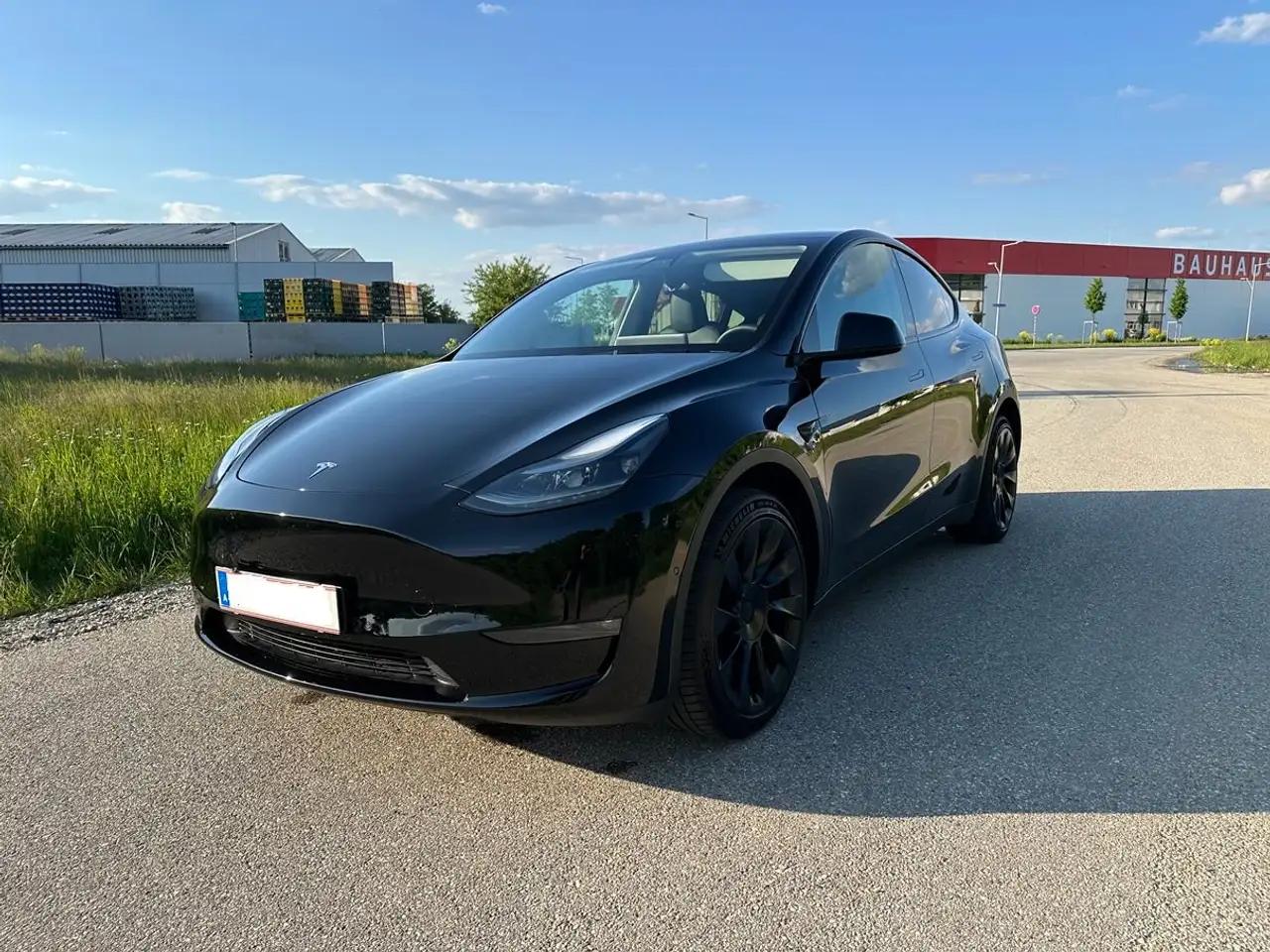 Model YLong Range AWD, EAP, USS, Boost, USt. ausweisweisb