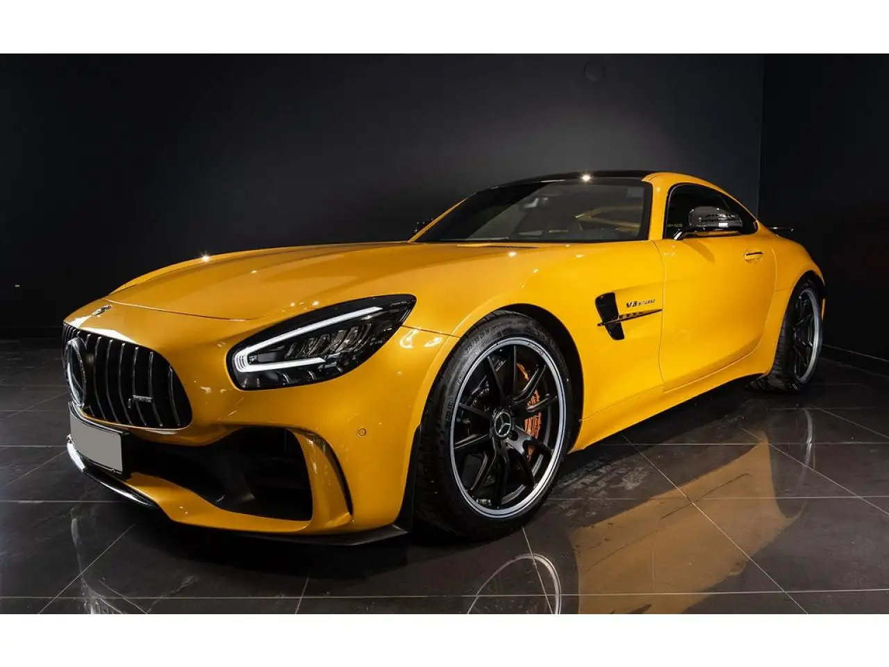 AMG GTR 4.0 V8 585 PERFORMANCE FACELIFT
