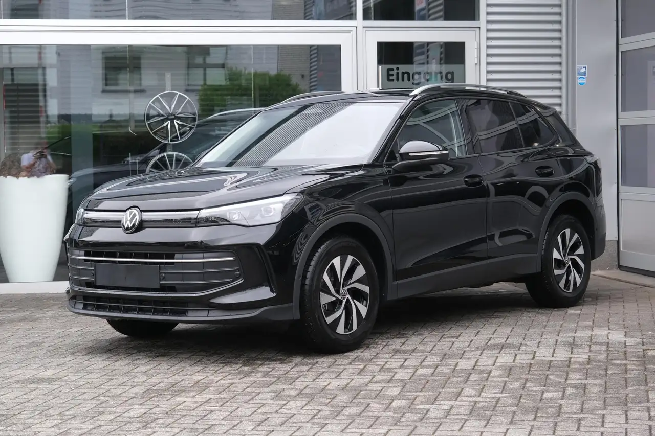 Tiguan2.0 TDI DSG Life Navi AHK LED Plus Komfortpaket...