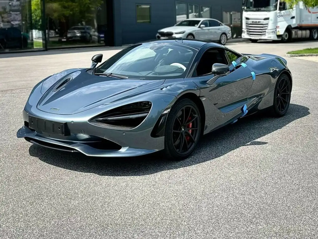 750S750S / Elite Saros / P1 Seats / B&W