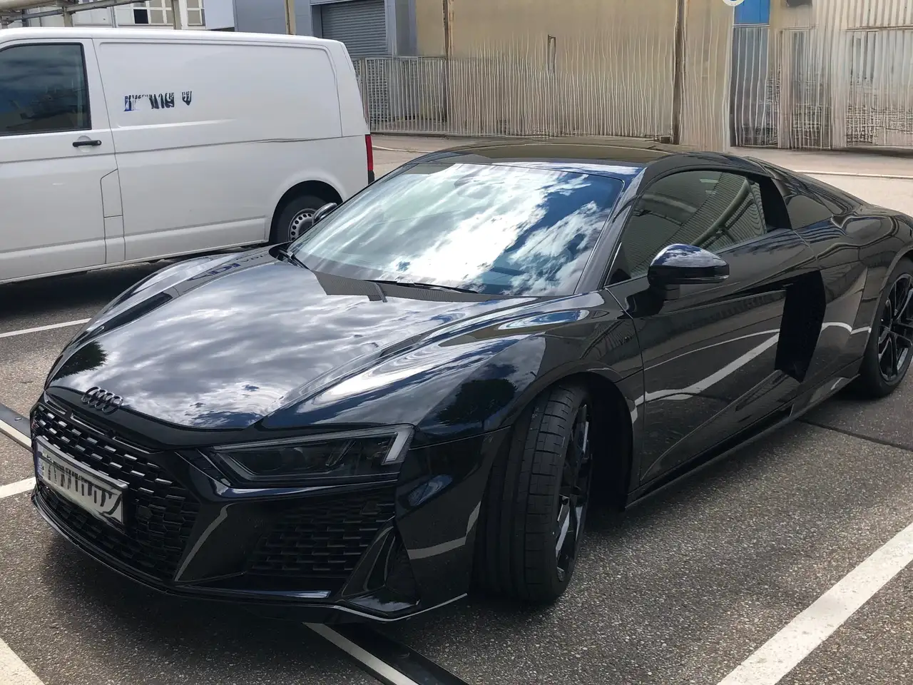 R8R8 V10 5.2 FSI RWD S tronic