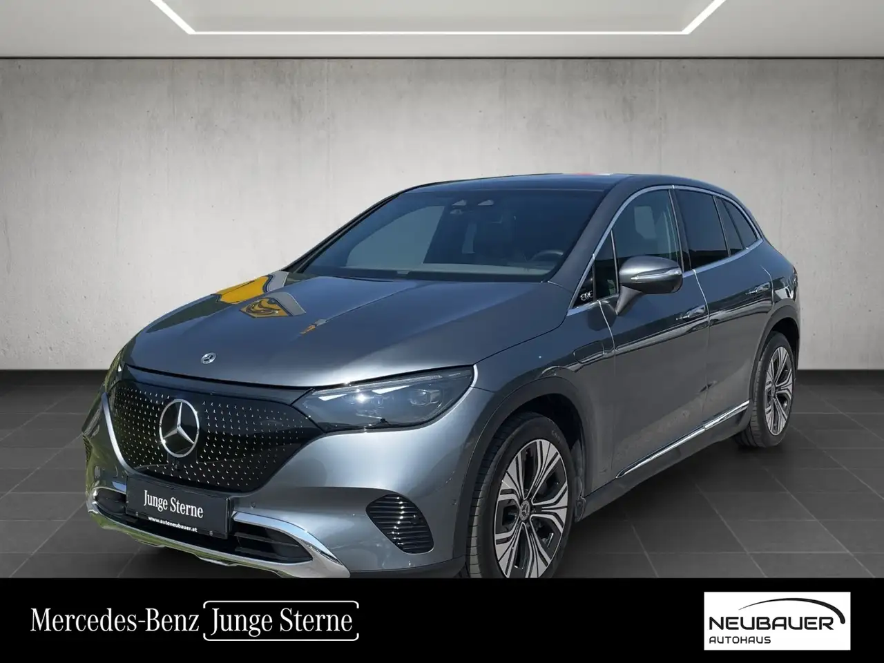 EQE SUVEQE 350 4MATIC SUV Pano AIR FAP Distr MBUX KeyGo