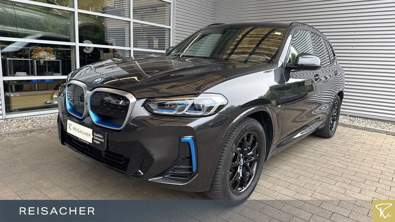 iX3IX3 M-SPORT Navi HUD 360° ACC Laser 20"LM
