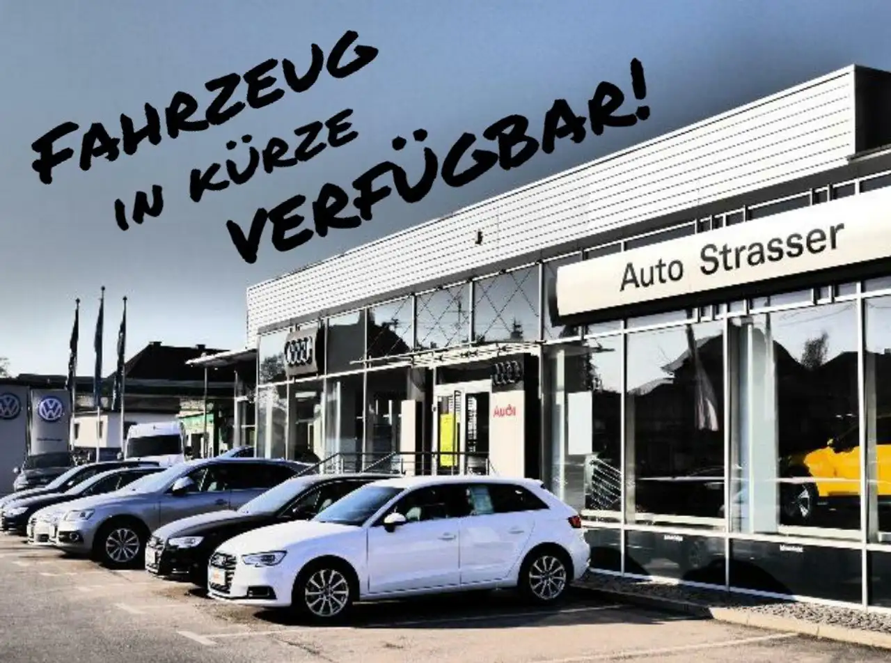 Touran2,0 TDI DSG Navi ACC App DAB R-Kamera Shz Massage