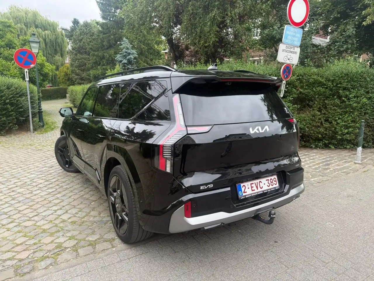 EV999.8 kWh AWD GT Line Swivelling (6pl.)