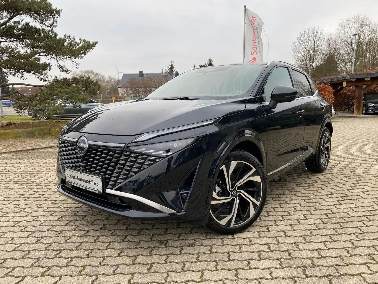 Qashqai1.3 MHEV Tekna+ PANO+HUD+BOSE+SHZ+AHK