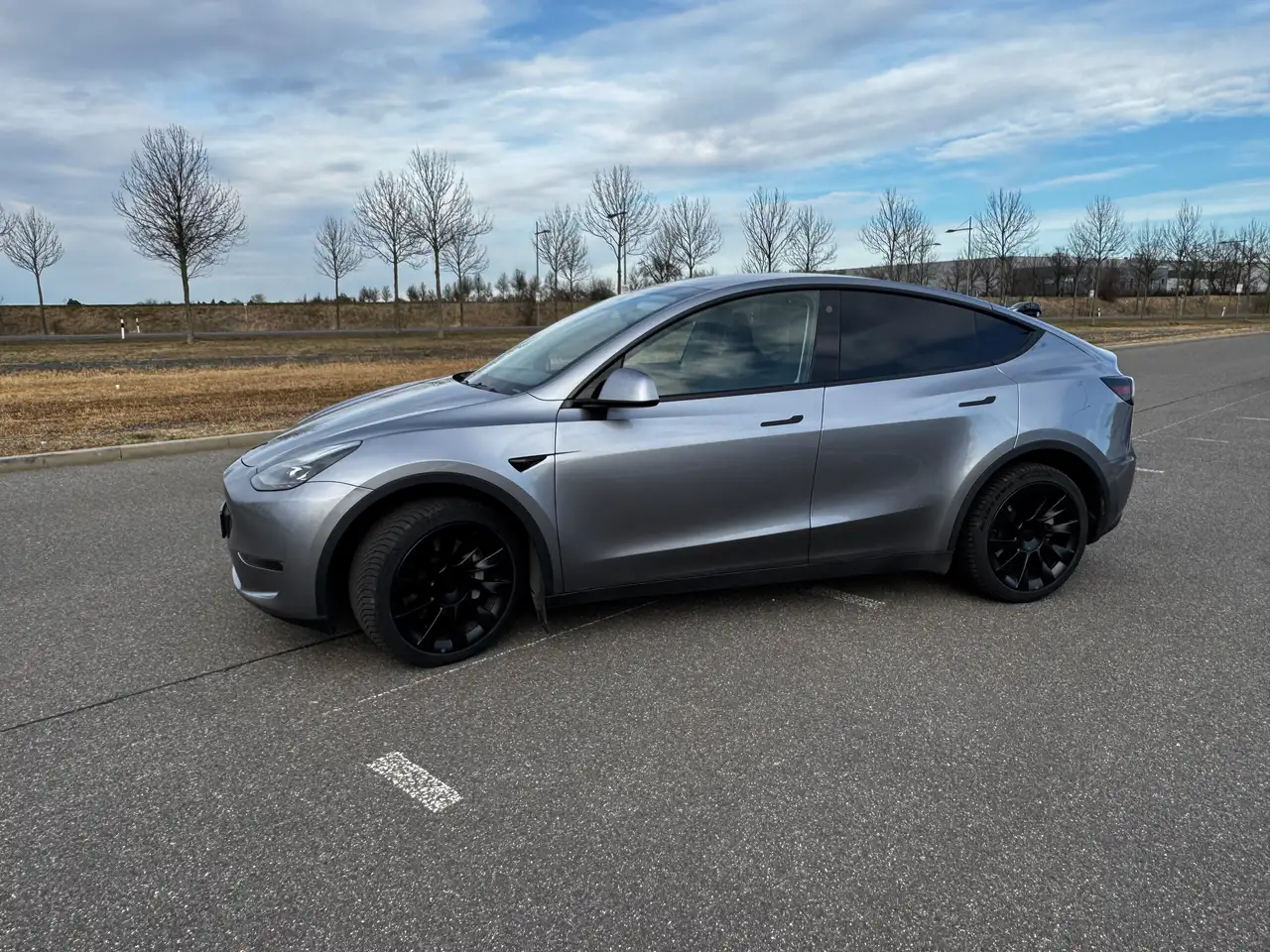 Model YModel Y Long Range Dual Motor AWD