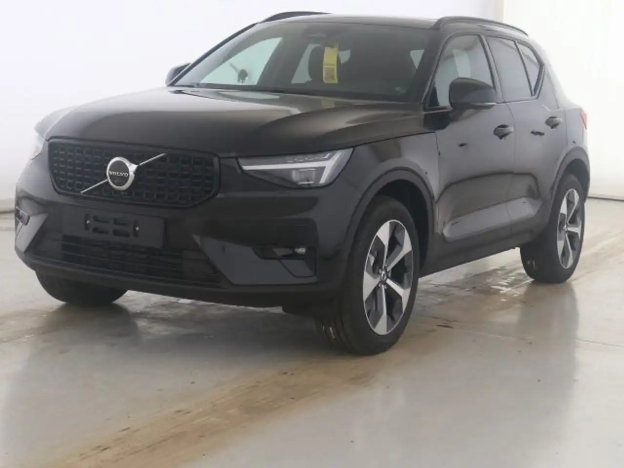 XC40B3 Plus Dark ACC BLIS SD 19"LMF
