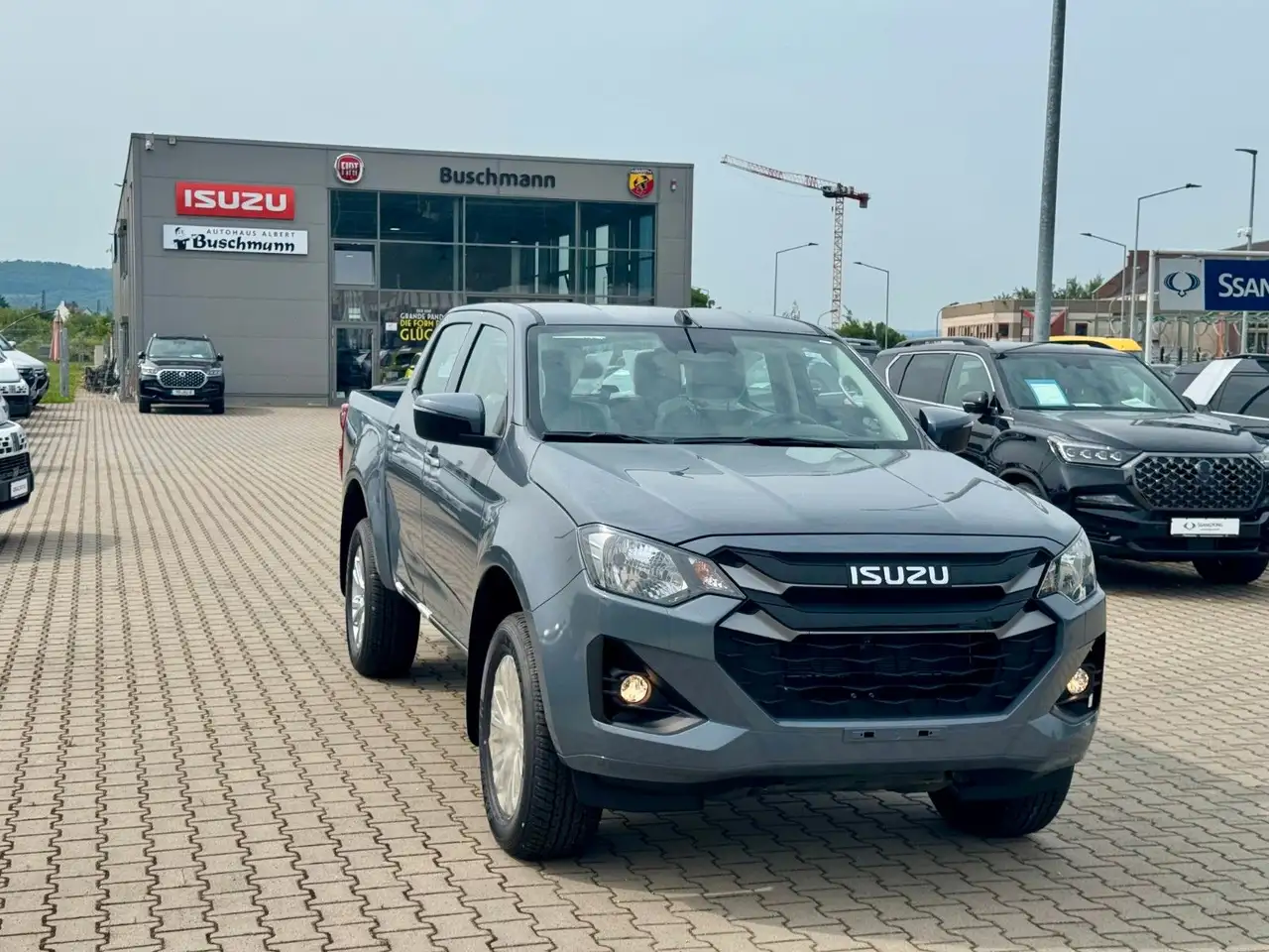 D-MaxD-MAX 4x4 LS A/T DoubleCab