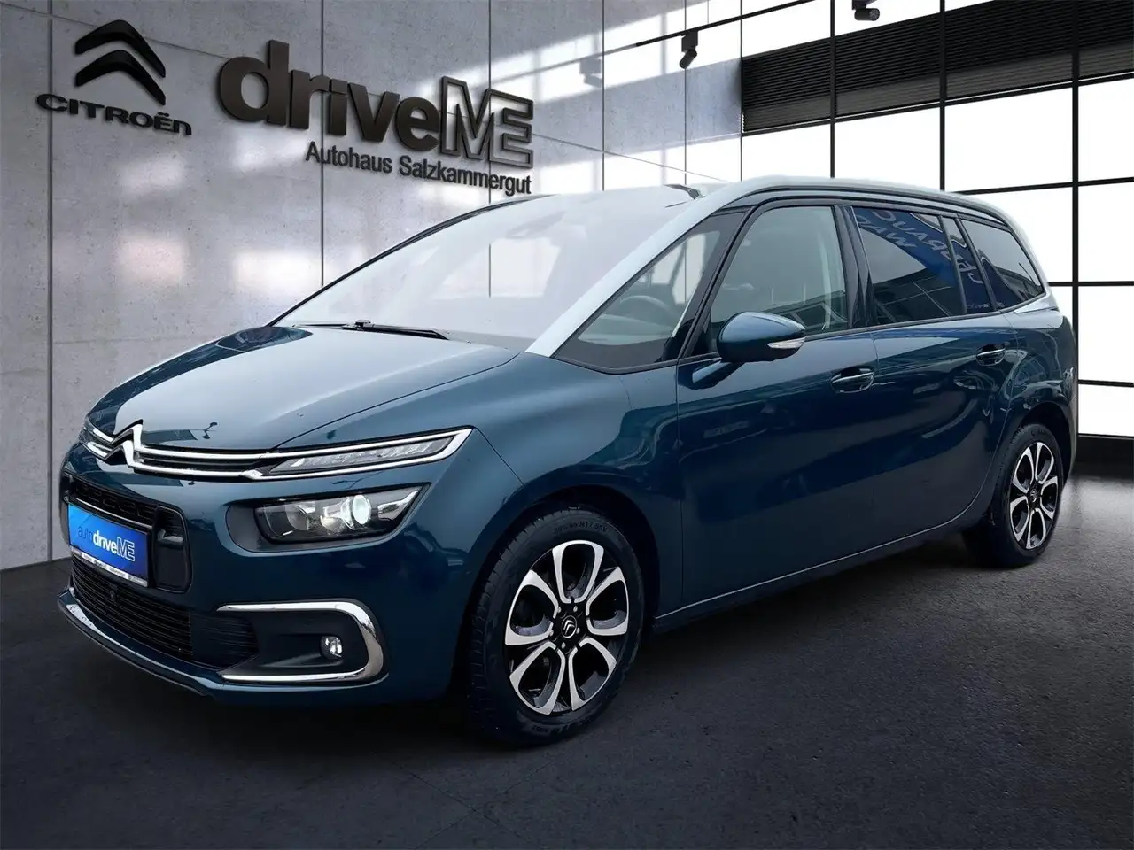 Фото машины