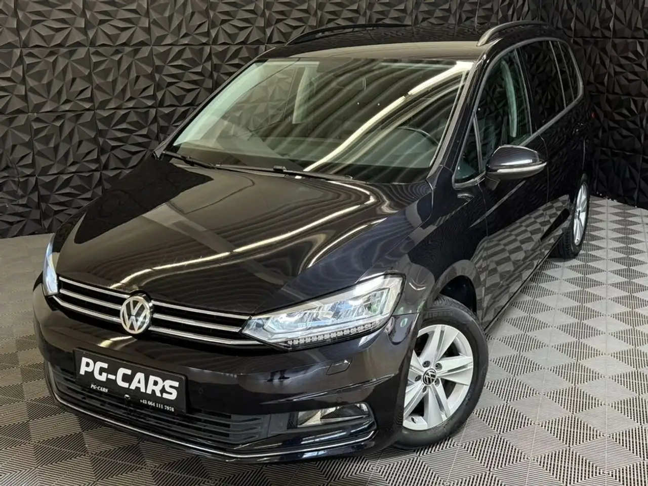 Touran2.0 TDI Trendline DSG 7 Sitzer