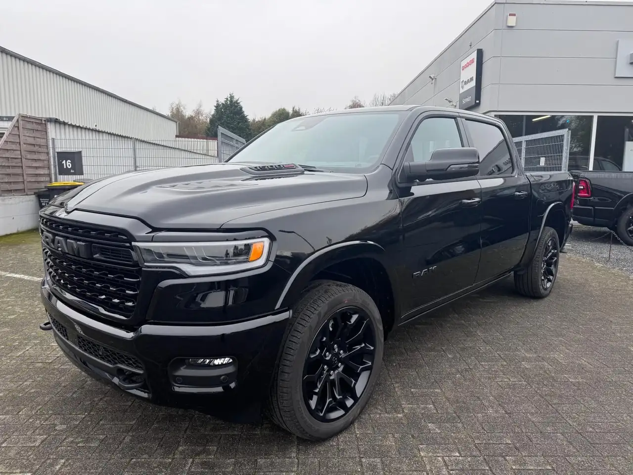 RAM1500 Limited Night Mod.2025*LPG*5J Garantie*