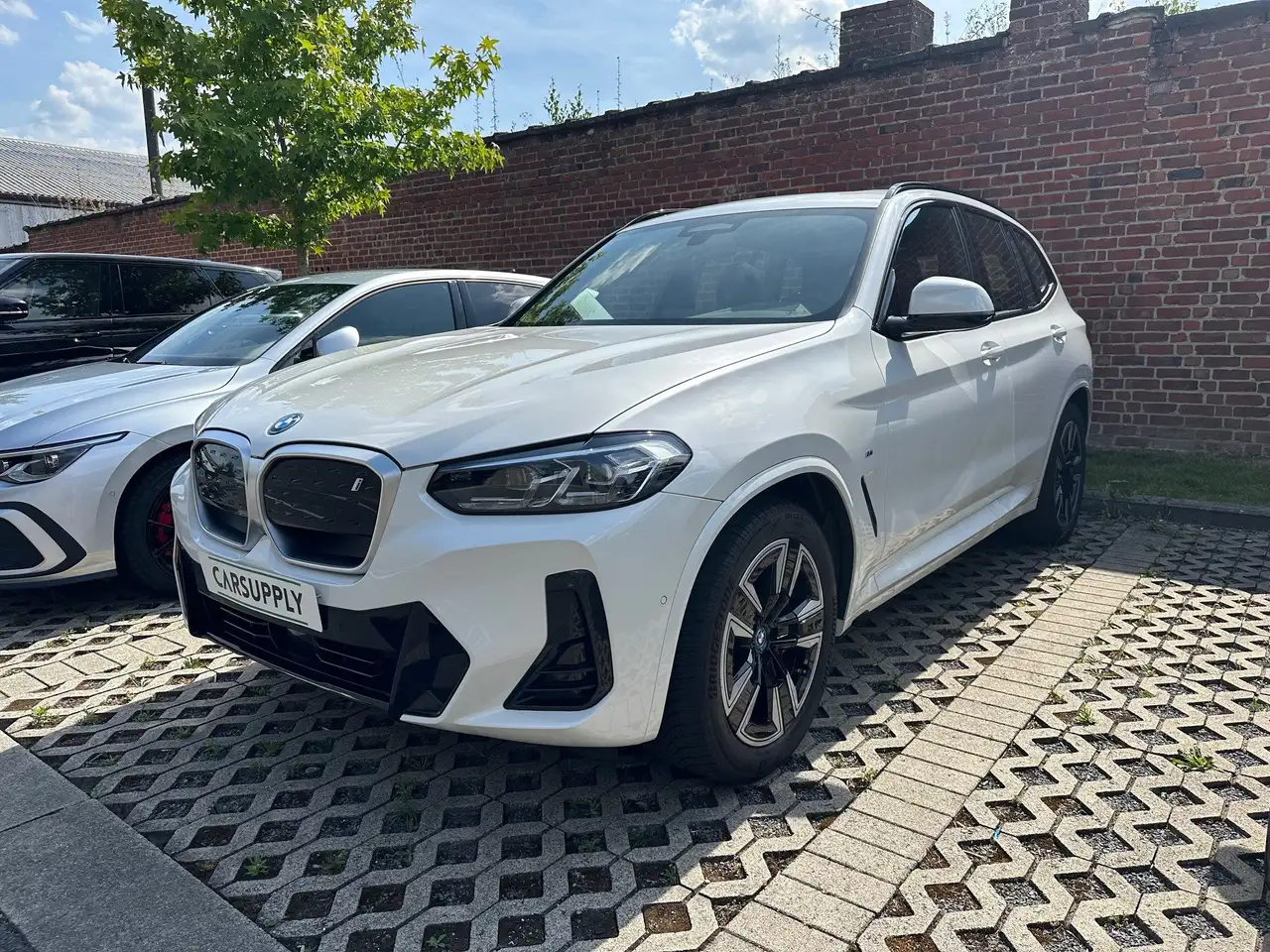 iX380 kWh Inspiring - M-Sport- Pano Dak - ACC- Camera